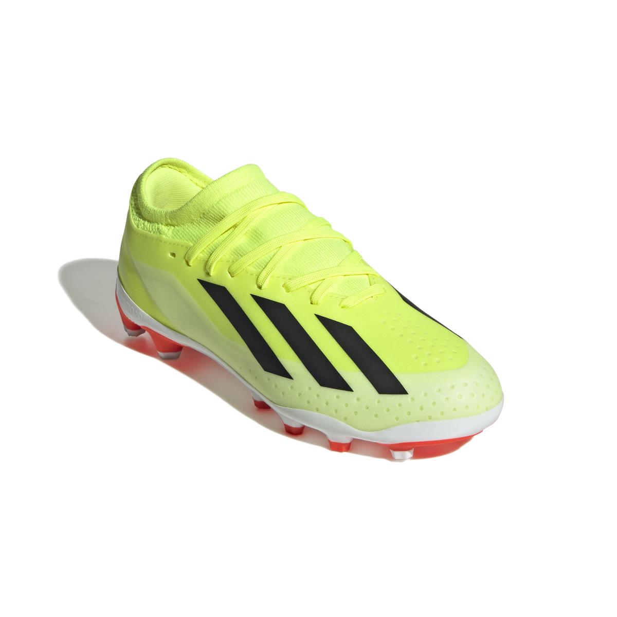 product/a/d/adidas_if0683_5_footwear_photography_front_lateral_top_view_white-030824.jpg