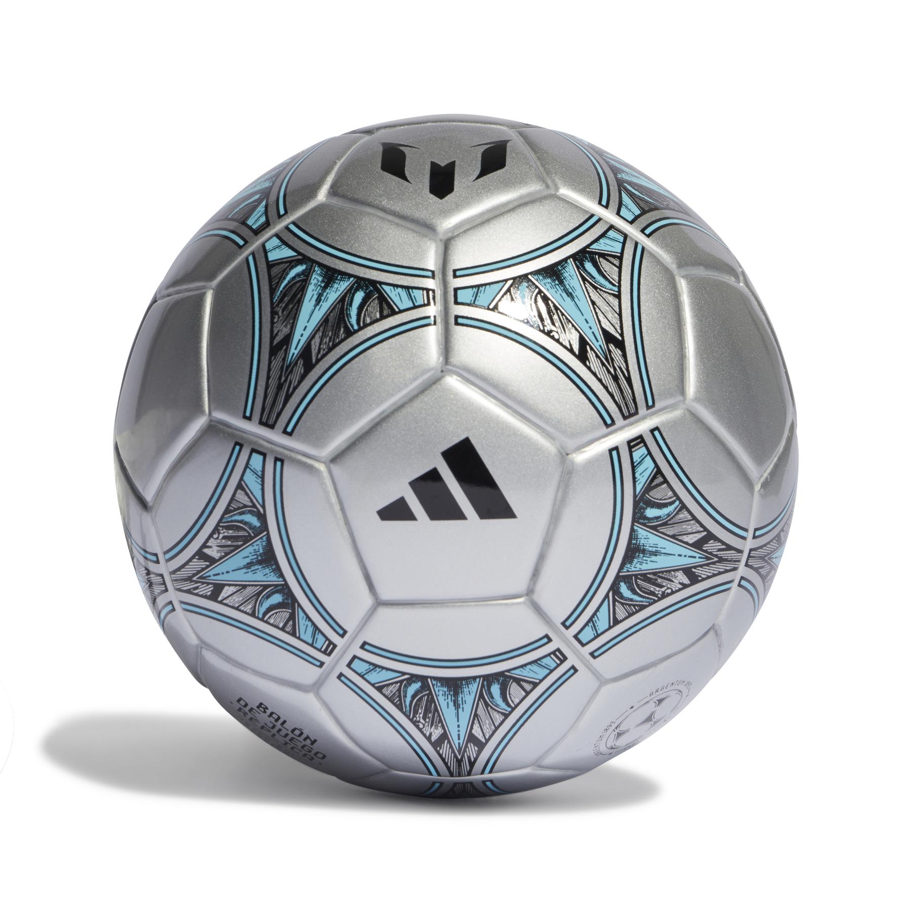 product/a/d/adidas_ia0968_1_hardware_photography_front_center_view_white.jpg