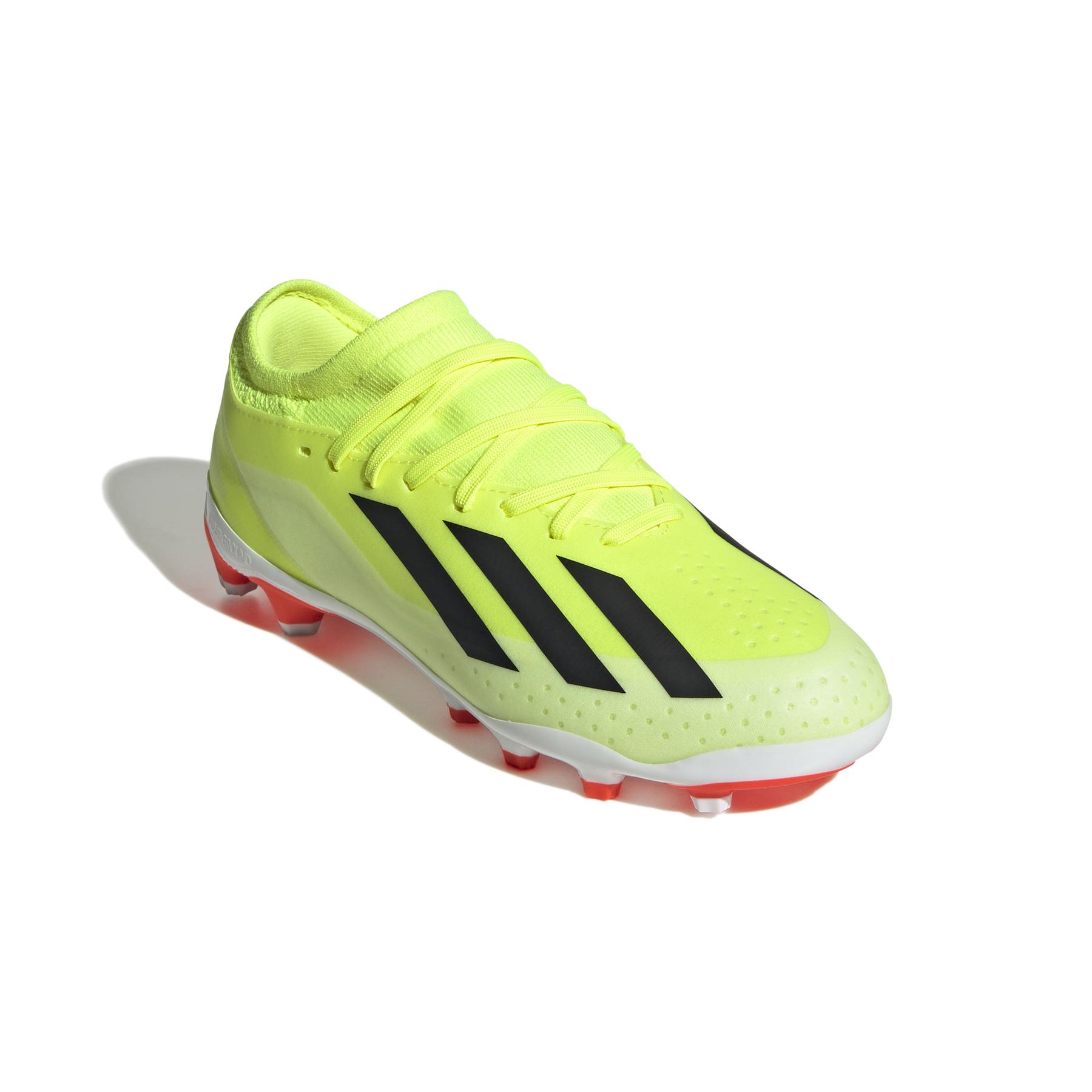 product/a/d/adidas_if0683_5_footwear_photography_front_lateral_top_view_white-030824.jpg