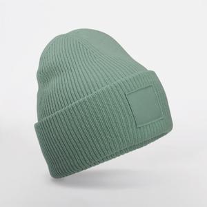 b336r-dustygreen-wollmutze-mit-breitem-umschlag-und-tonalem-patch-beechfield-dusty-green-tu