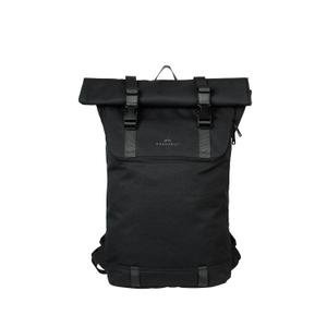 d195med-000212-f-rucksack-doughnut-christopher-meditative-ground-tu