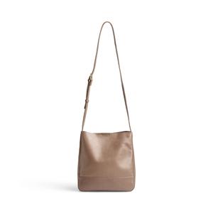 4864ant-333-damentasche-markberg-caymbg-caramel-w-br-gold-tu