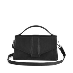5902ant-100-schultertasche-damen-markberg-zoembg-schwarz-tu