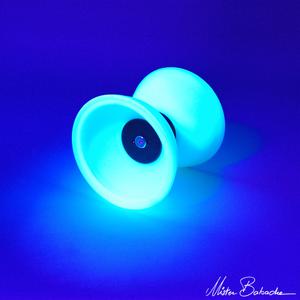 jdfip-diabolo-mister-babache-finesse-phospho-blau-133x136-mm