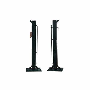 0012360-set-aus-2-festen-quadratischen-padel-pfosten-mit-basen-zum-anschrauben-softee-equipment-grun-80x80-mm